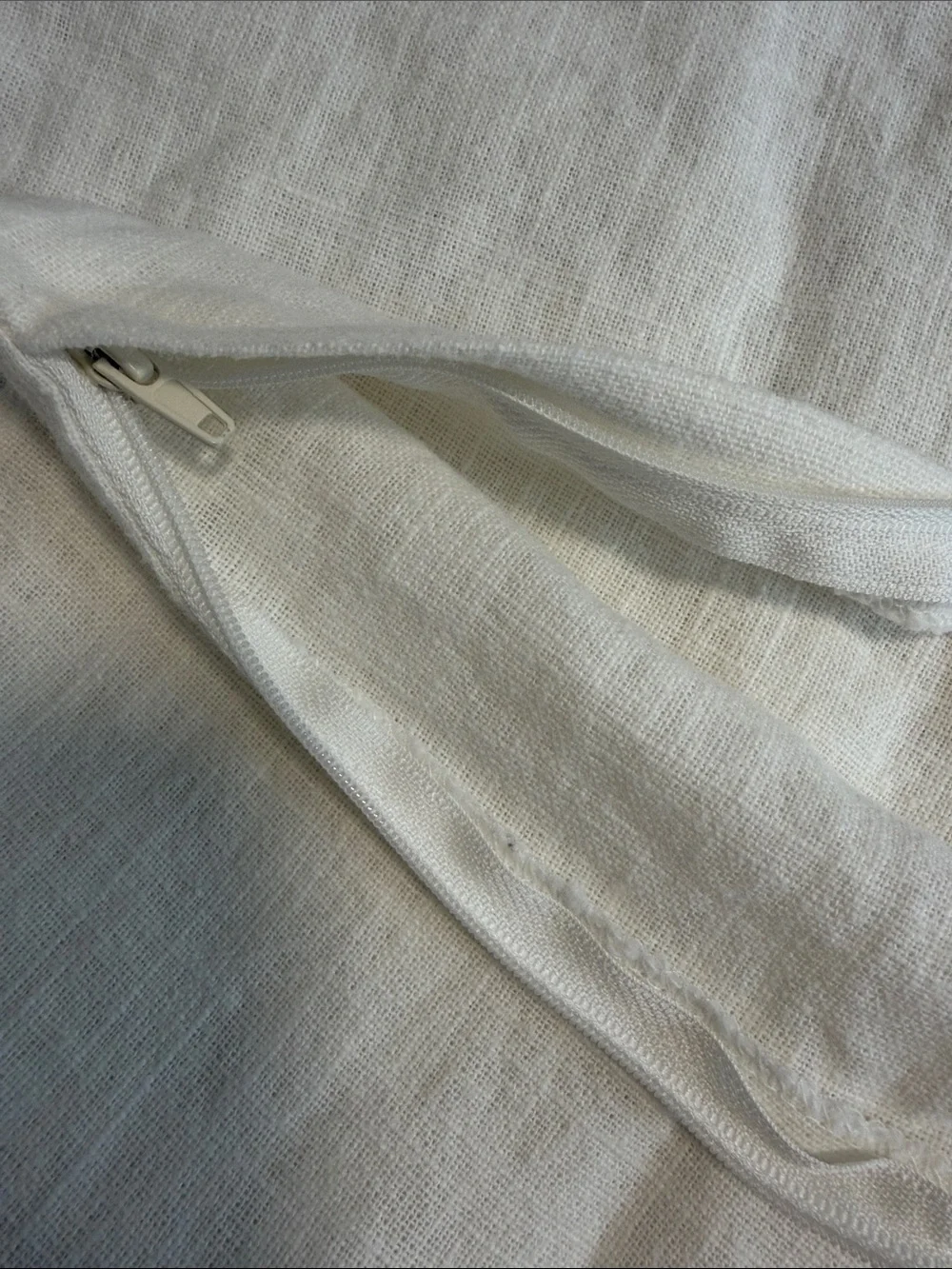 Classic Cream Linen Pillowcase - Neutral Bedding 19/19 inches
